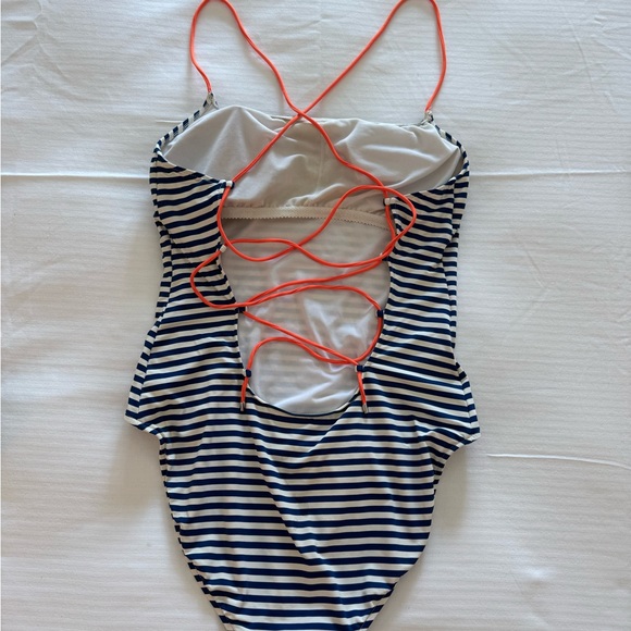 EUC Ralph Lauren Luxe Striped One Piece Swimsuit L Resort Beach Vacation - Picture 6 of 7